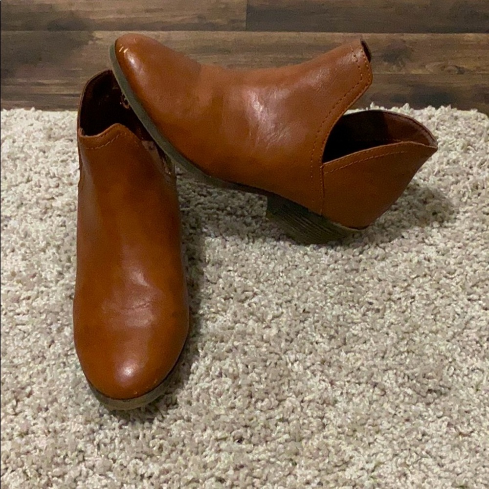 Ankle boots